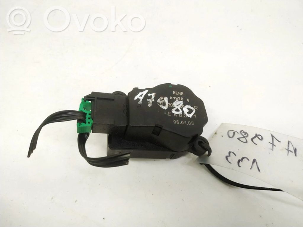 Mercedes-Benz C W203 Motor/actuator clapetă aer 