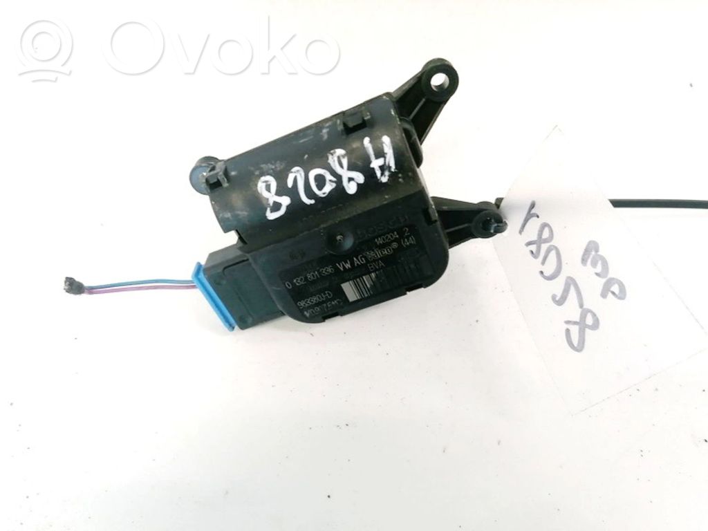 Volkswagen Touran I Motor/actuator clapetă aer 