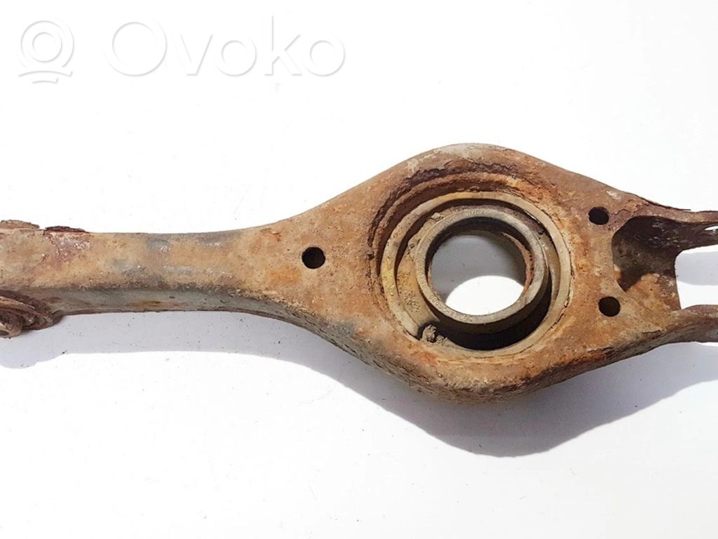 Hyundai i30 Querlenker Achsschenkel hinten