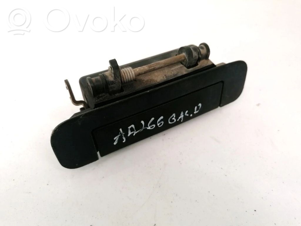 Audi 80 90 B3 Etuoven ulkokahva 
