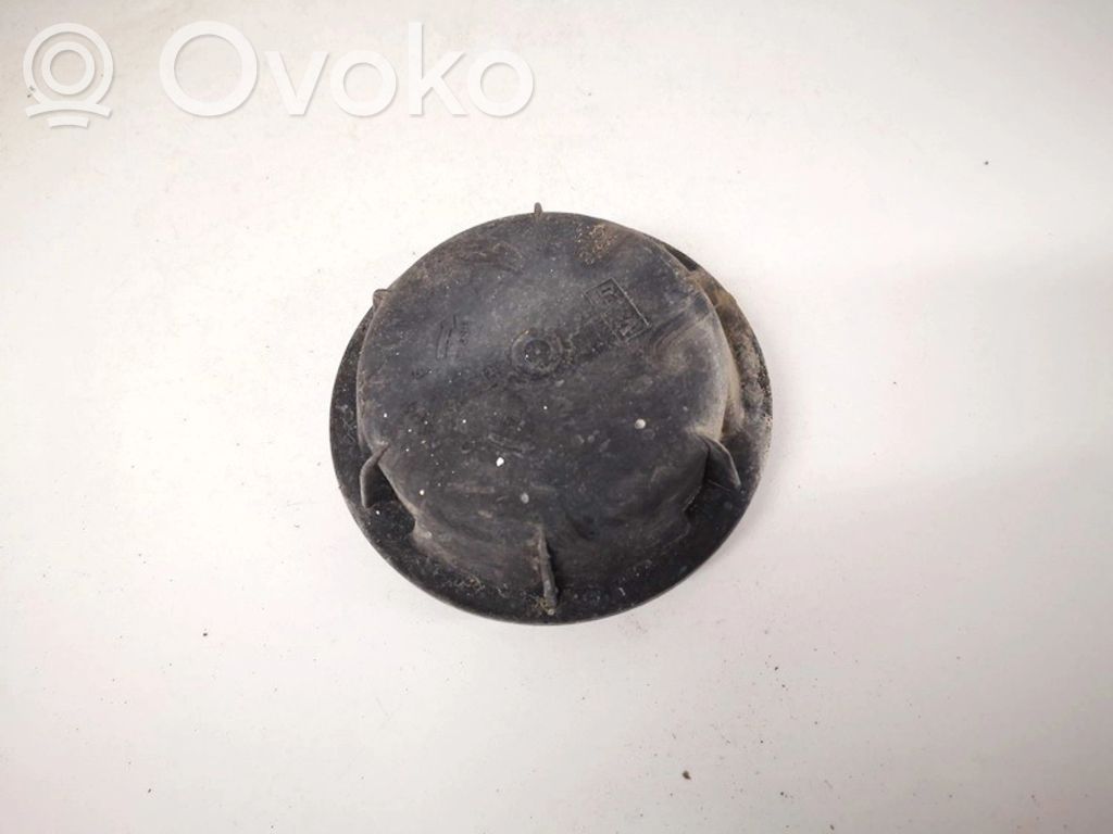 Peugeot 607 Cache-poussière de phare avant
