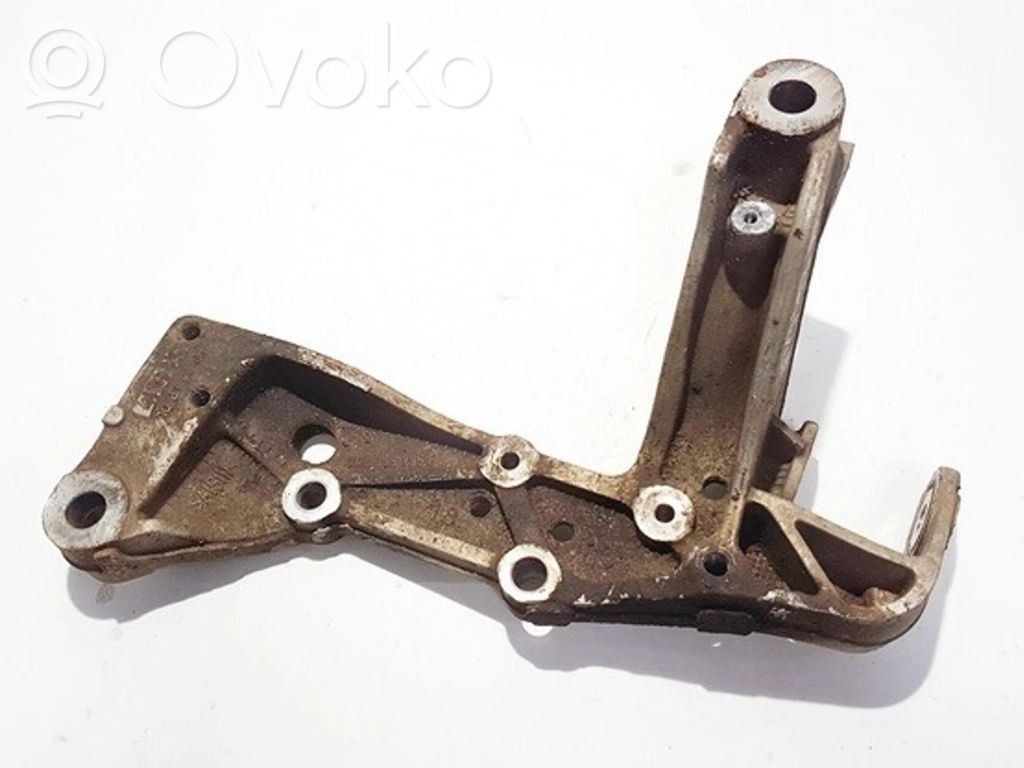 Volkswagen Golf V Braccio di controllo sospensione anteriore inferiore/braccio oscillante