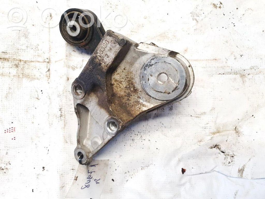 Peugeot 607 Support de moteur, coussinet