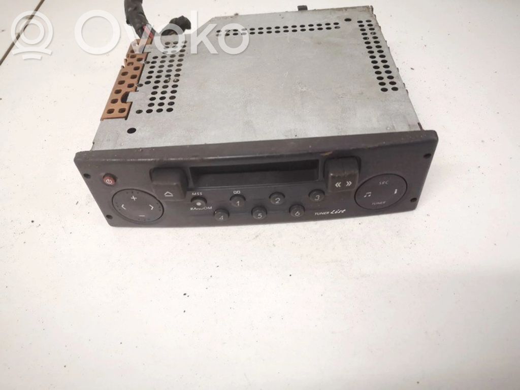 Renault Laguna II Panel / Radioodtwarzacz CD/DVD/GPS 