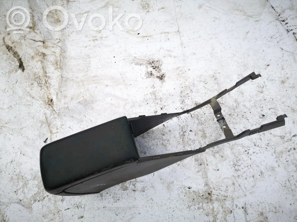 Subaru Legacy Armlehne 