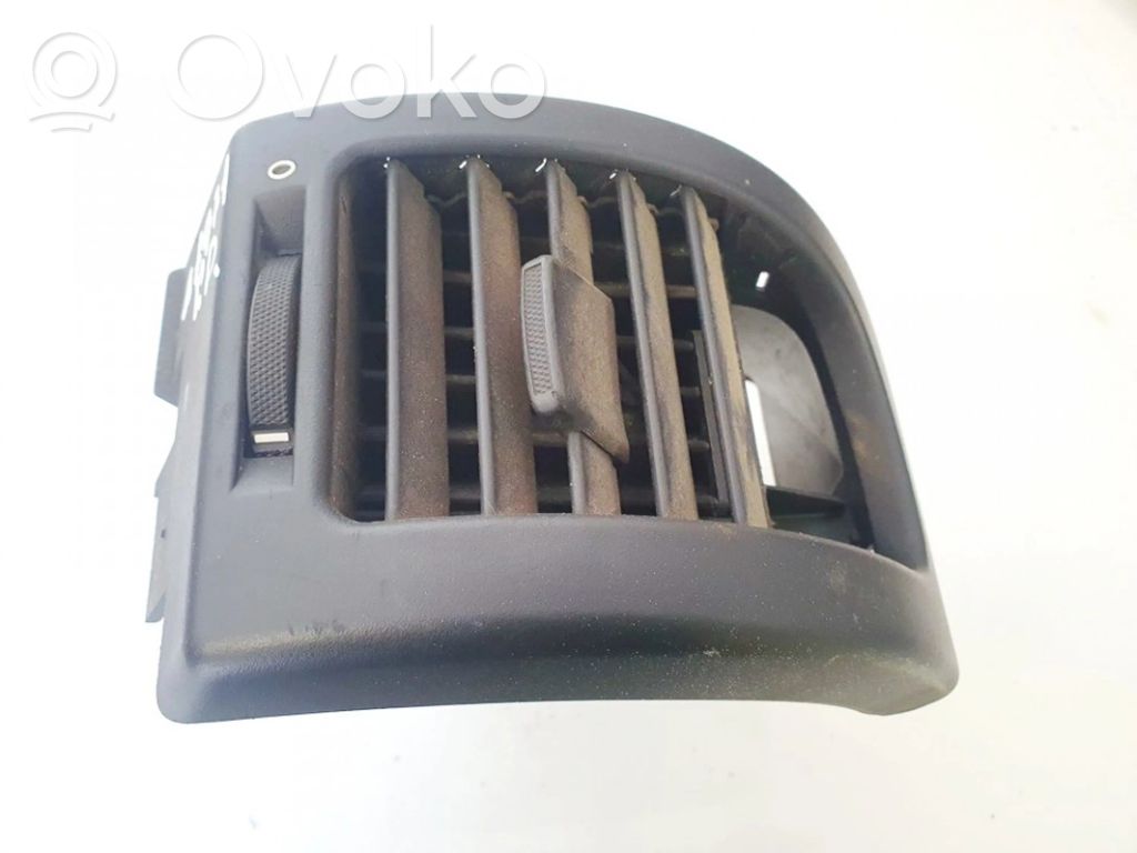 Opel Zafira A Rejilla de ventilación central del panel 