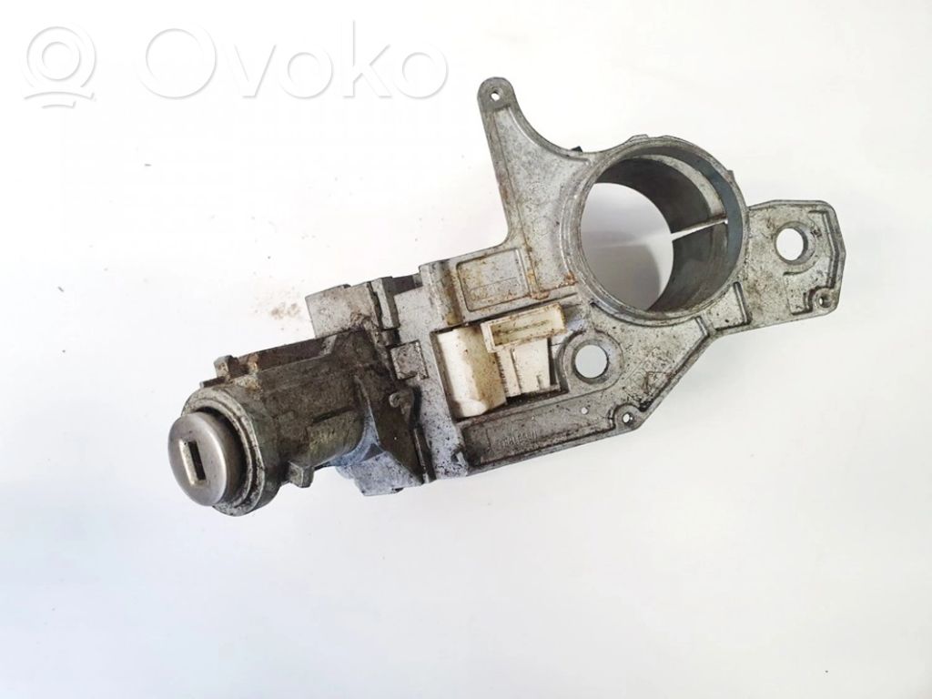 Opel Astra H Virtalukon kytkin 