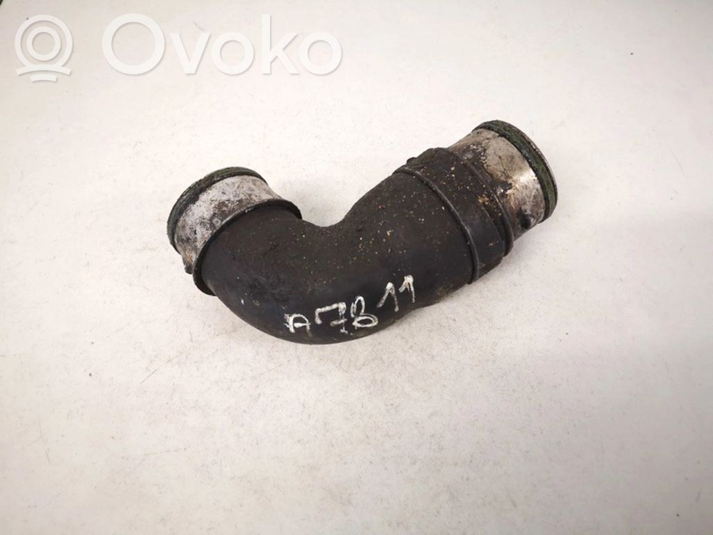 Volkswagen PASSAT B6 Tubo flessibile intercooler