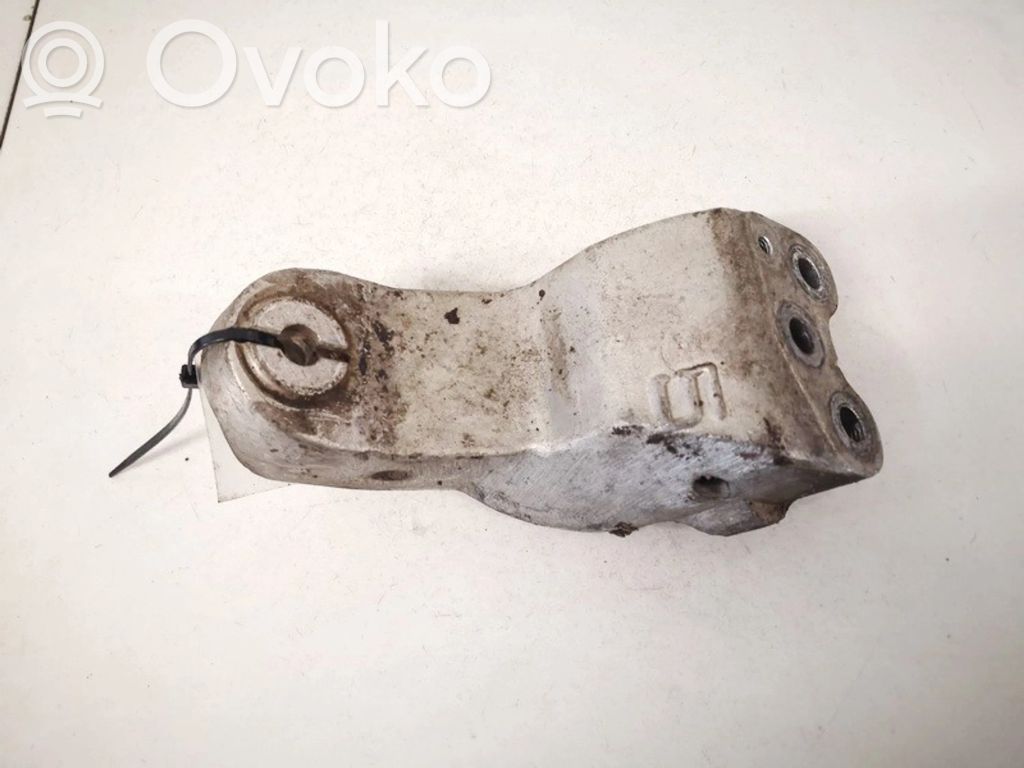 Volvo S40, V40 Suport motor 