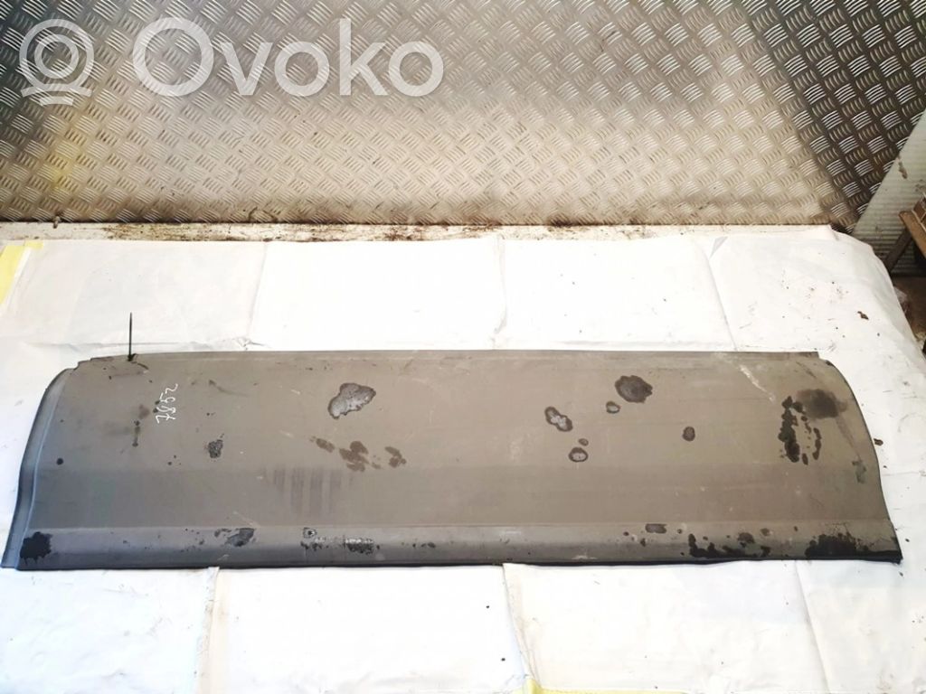 Iveco Daily 40.8 Mască ușă spate (turnată) 