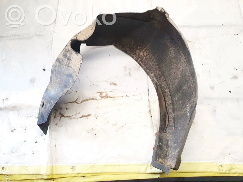 Volvo S40, V40 Nadkole przednie 
