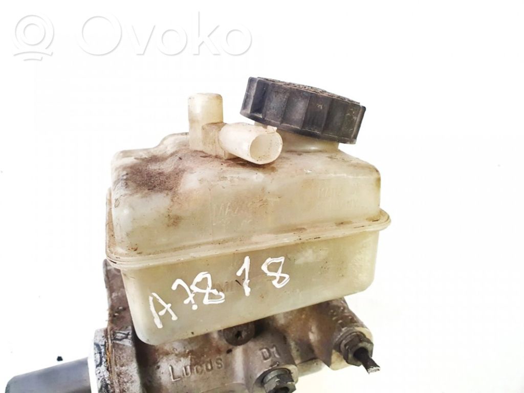 Zbiornik płynu hamulcowego   320668682,320668682,320668682,320668682