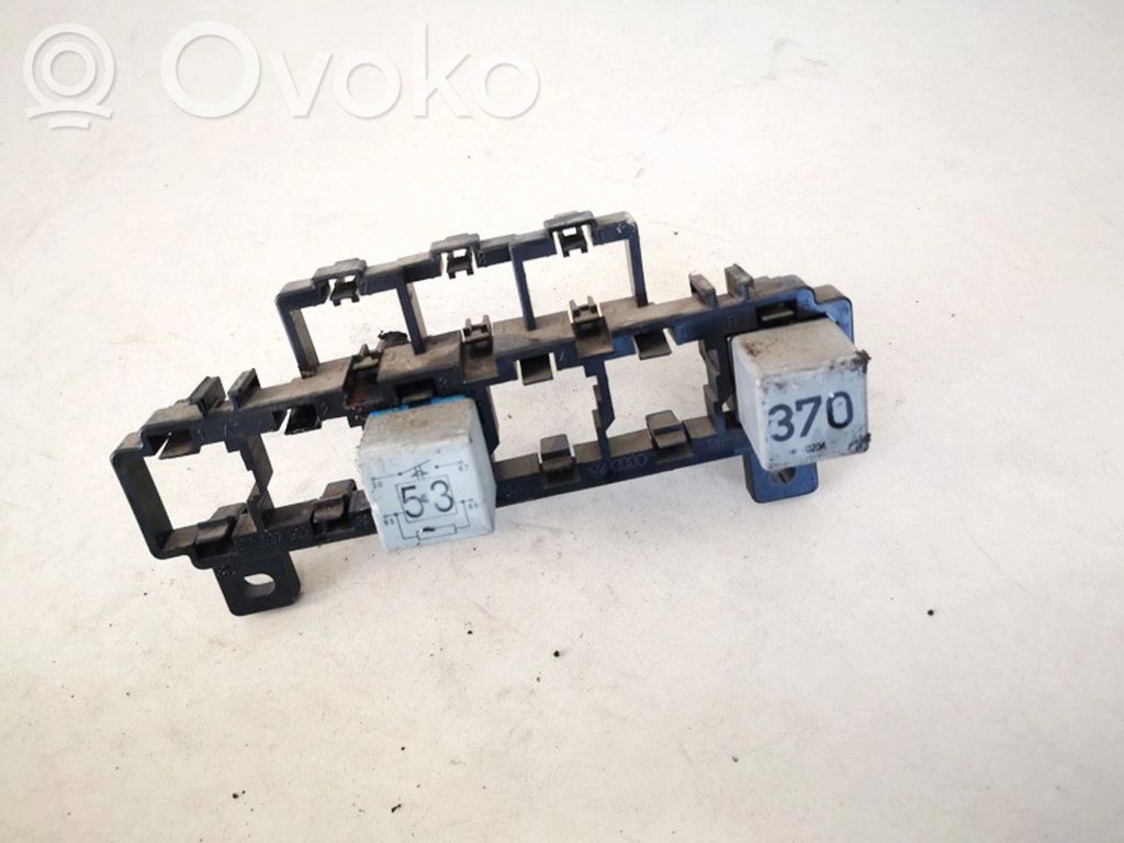 Sulakerasiasarja   8E0937503,8E0937503
