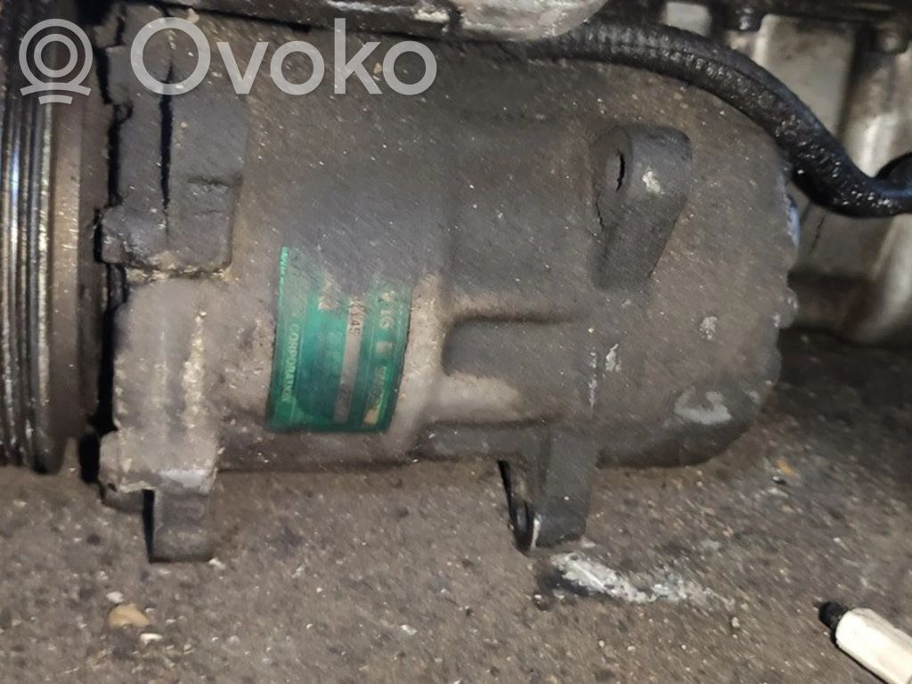 Ilmastointilaitteen kompressorin pumppu (A/C)   SD7V16,SD7V16