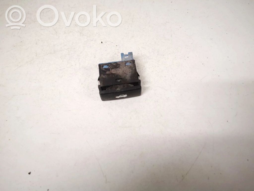 Rover 75 Tailgate opening switch 