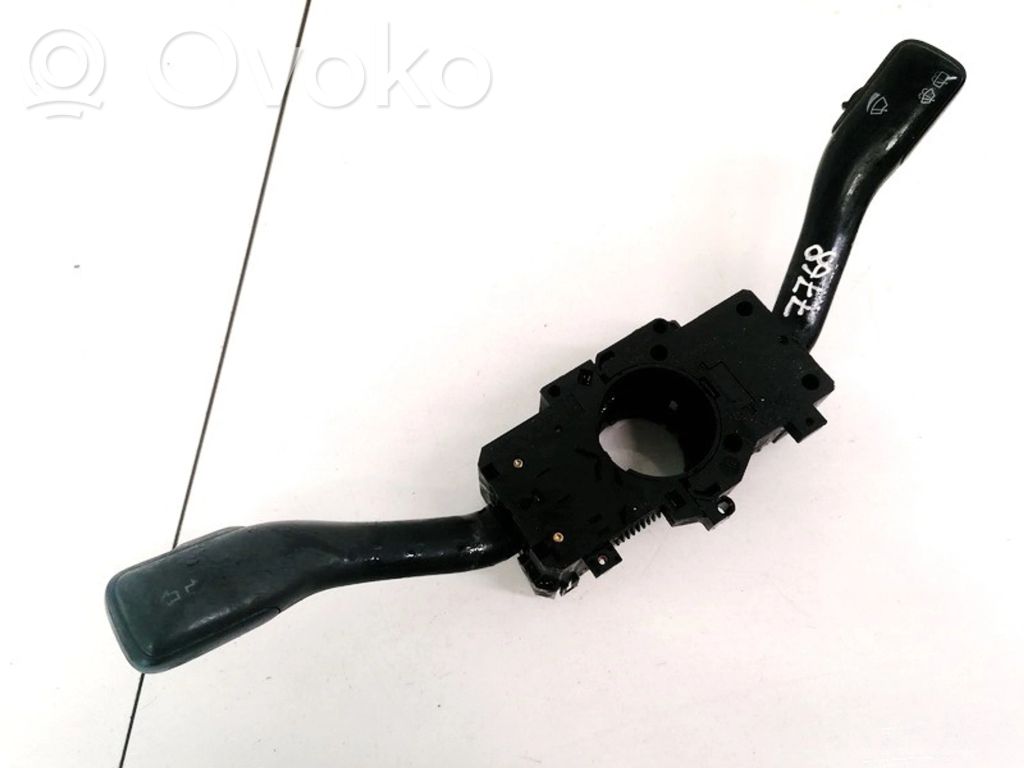 Audi A6 S6 C5 4B Leva/interruttore dell’indicatore di direzione e tergicristallo