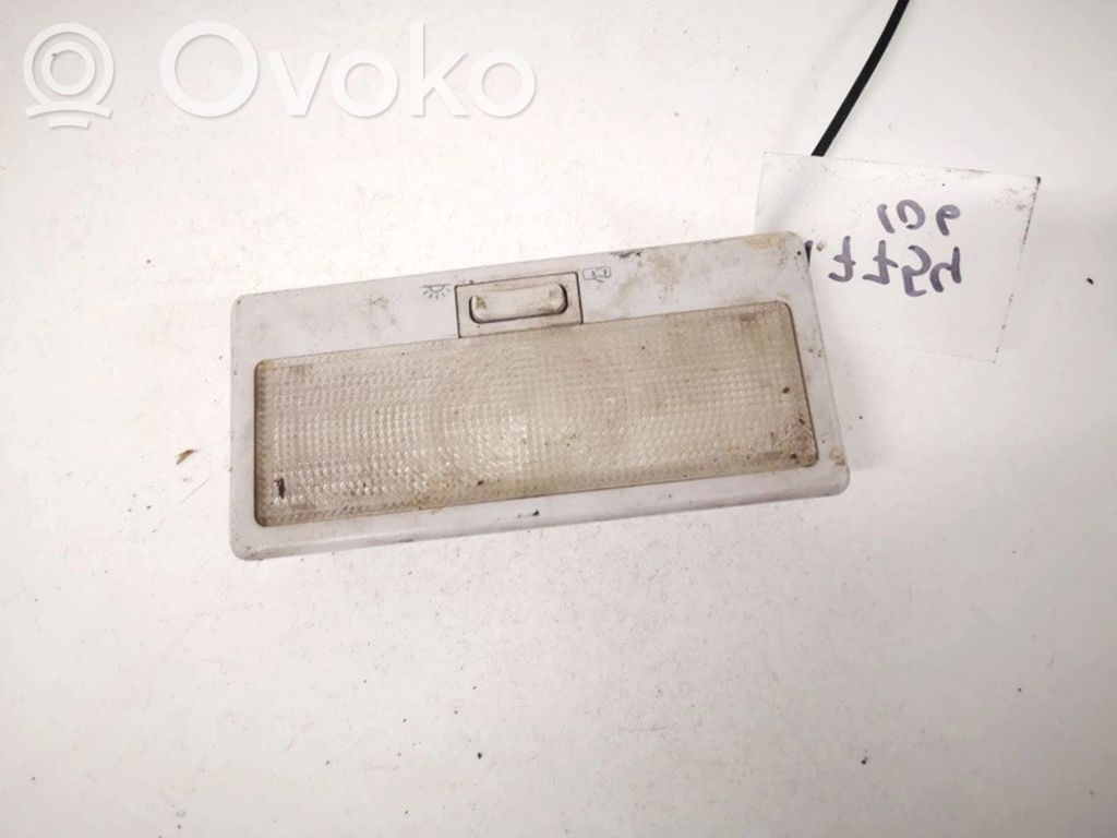 Volkswagen PASSAT B4 Innenraumbeleuchtung vorne 