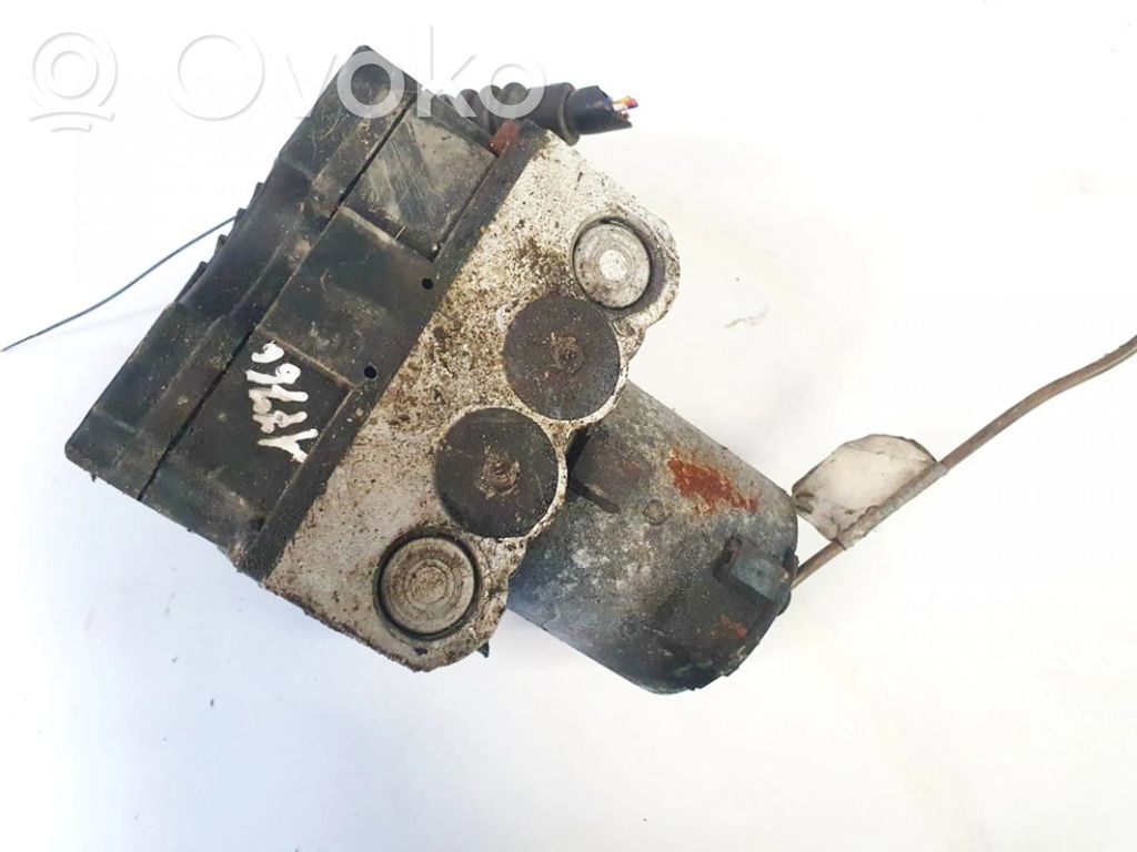 Audi A4 S4 B5 8D Bomba de ABS 