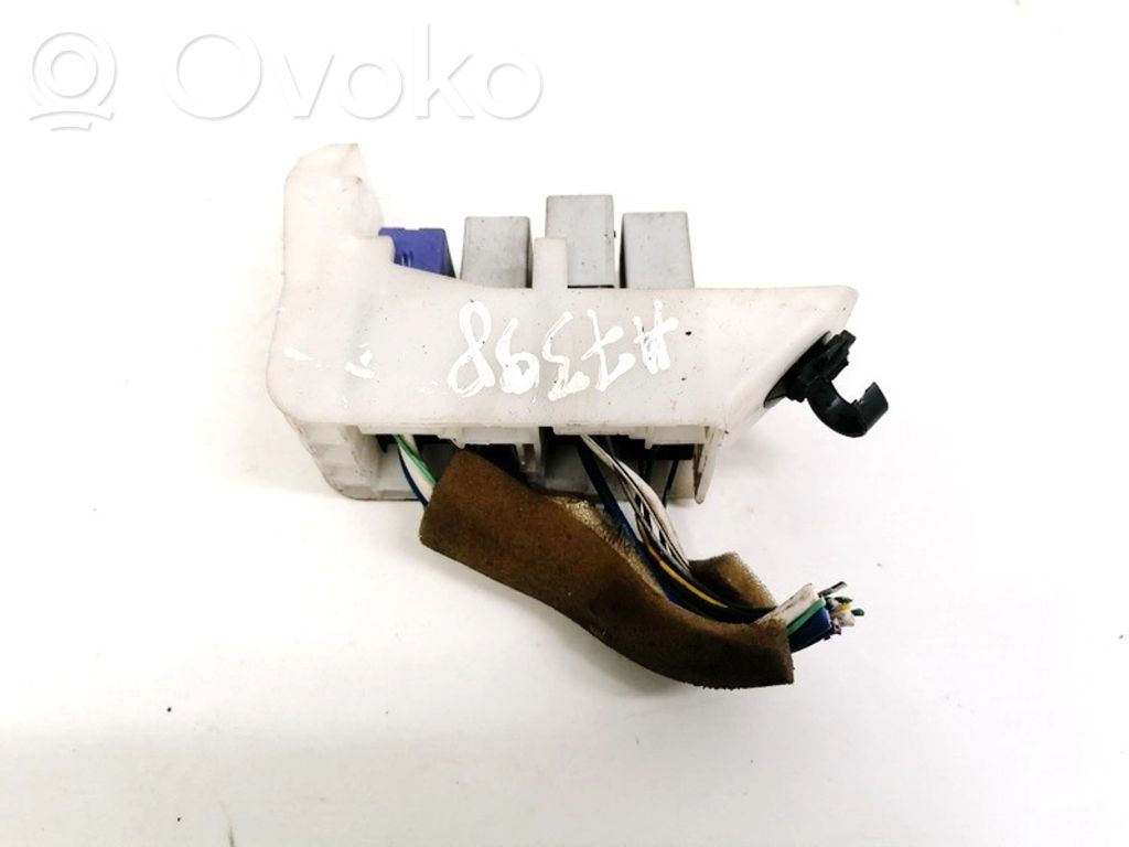 Toyota Avensis T270 Set scatola dei fusibili
