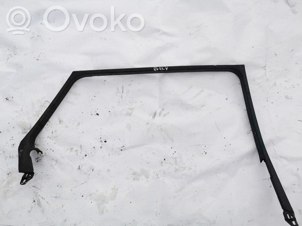 Toyota Avensis T270 Rivestimento modanatura del vetro della portiera posteriore 
