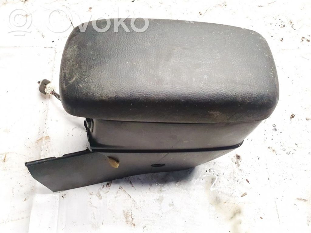 Accoudoir   GJ6A64441,GJ6A64441