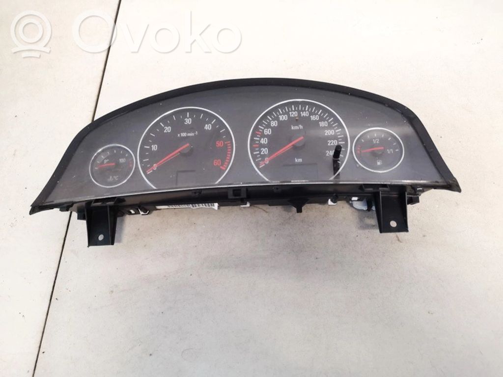 Opel Signum Nopeusmittari (mittaristo) 