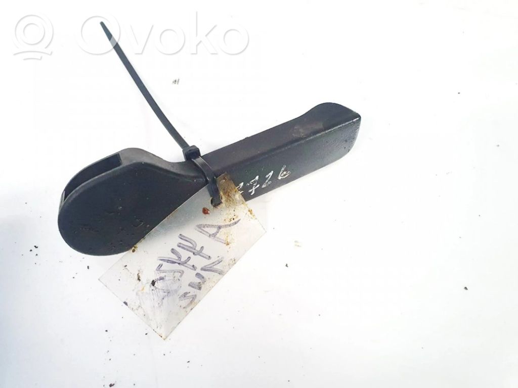 Skoda Octavia Mk2 (1Z) Maniglia di rilascio del vano motore (cofano)