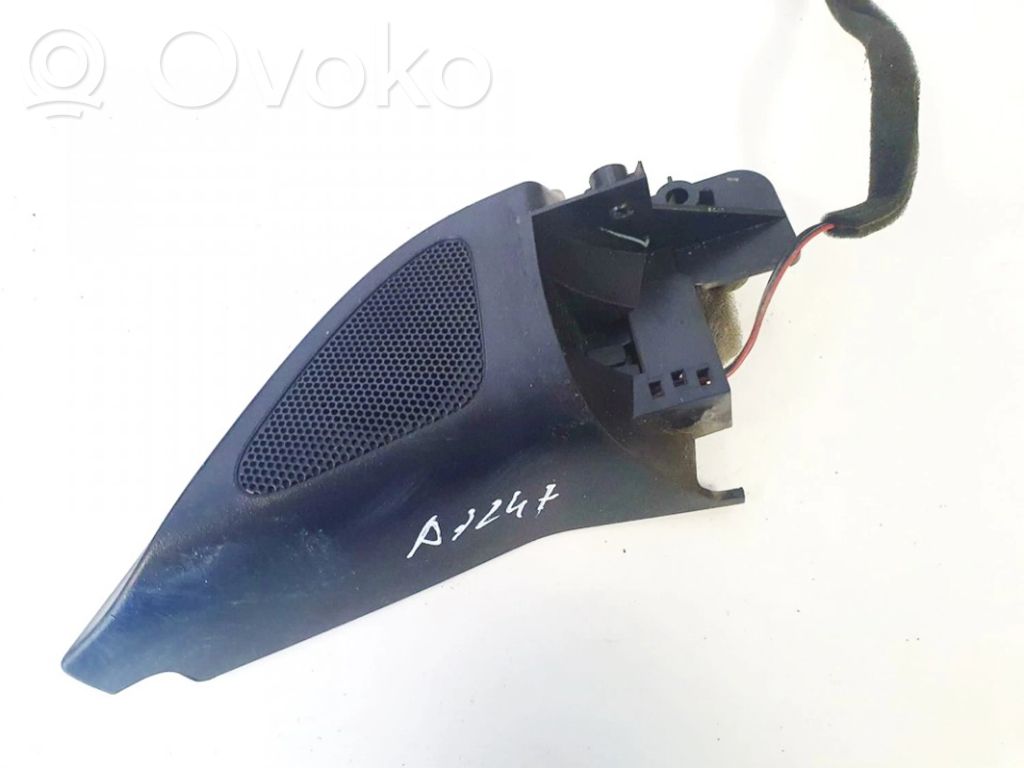 Volkswagen Golf V Haut-parleur de porte avant