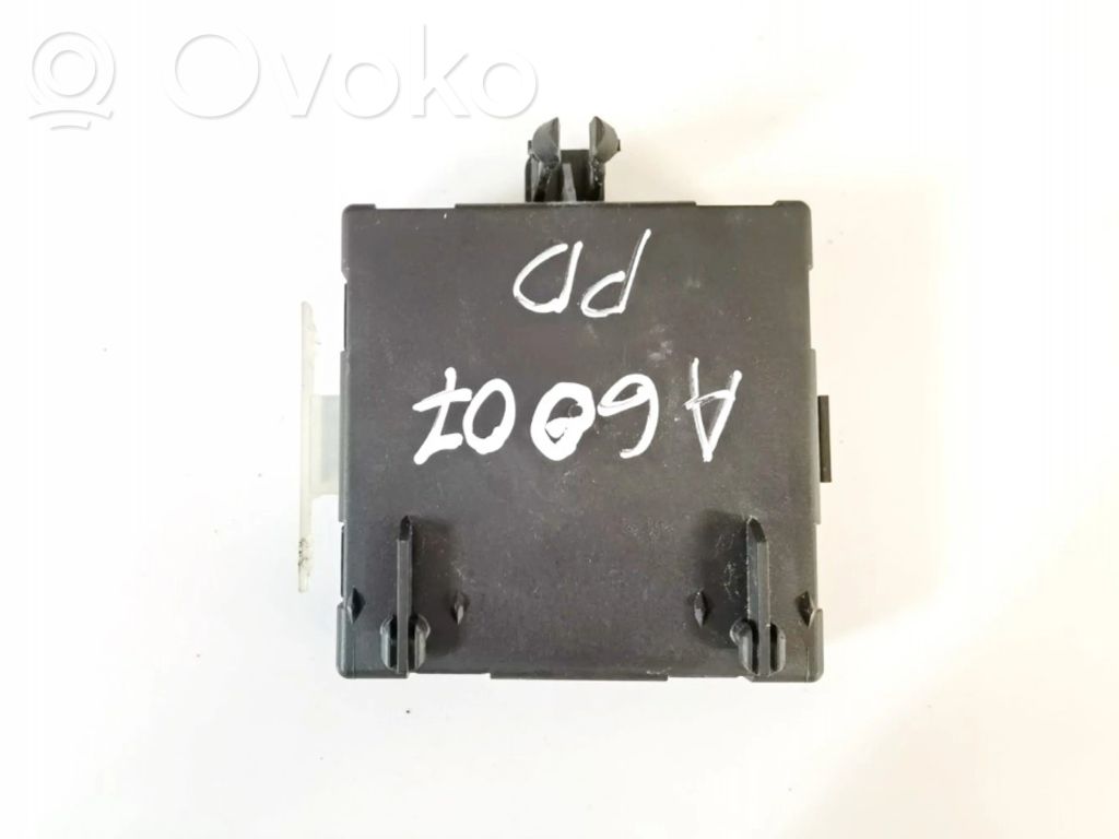 Mercedes-Benz C AMG W204 Centralina/modulo portiere 
