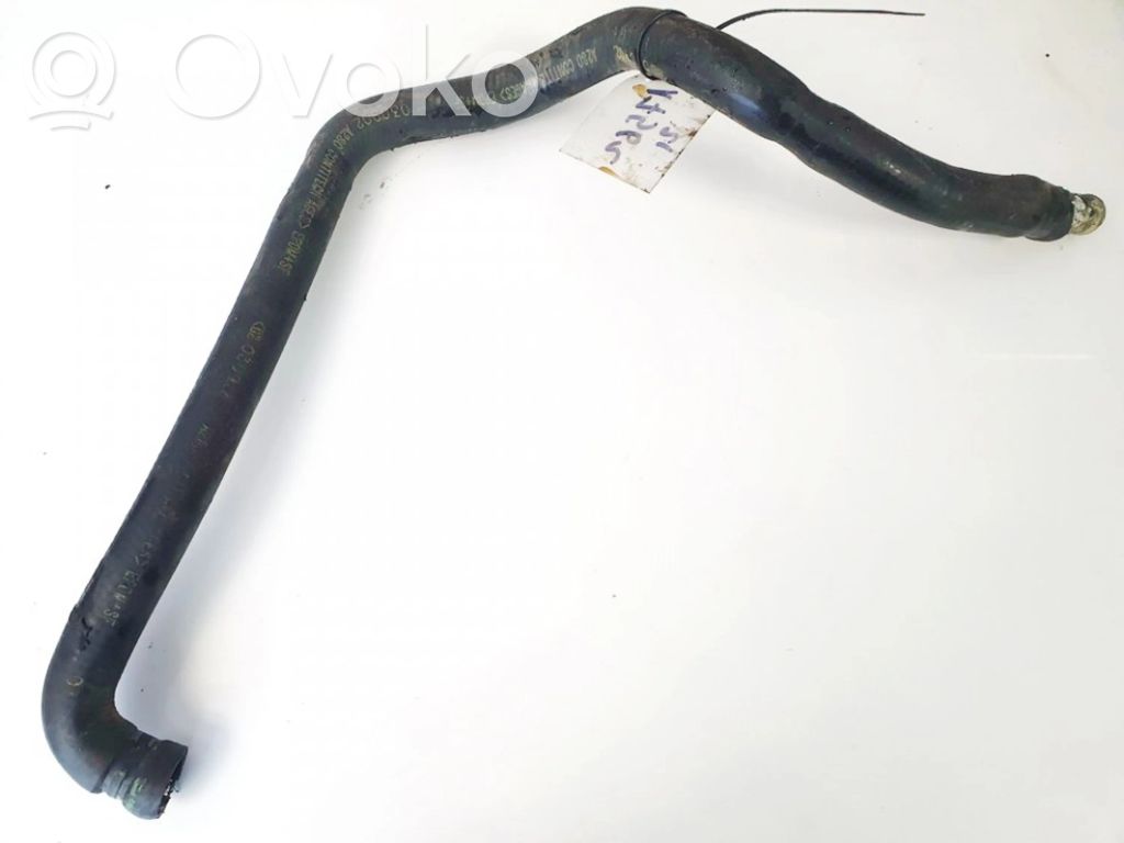 Iveco Daily 40.8 Tuyau de liquide de refroidissement moteur