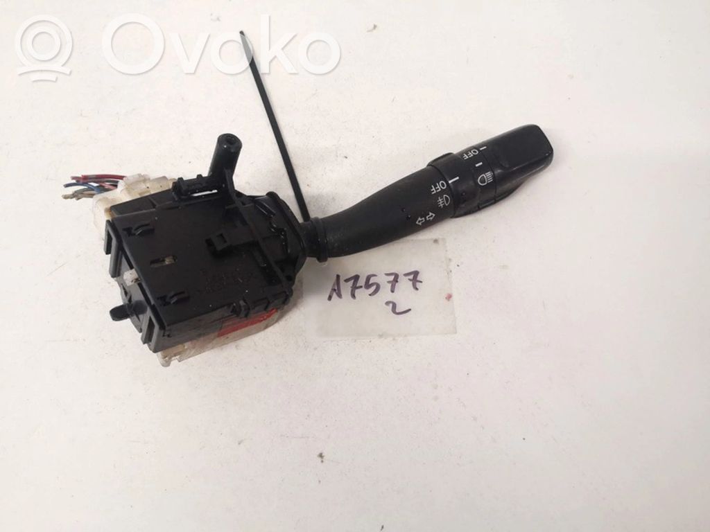 Toyota Corolla Verso AR10 Leva indicatori 