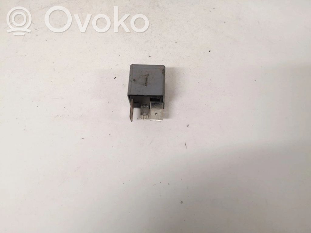Seat Cordoba (6L) Altri relè