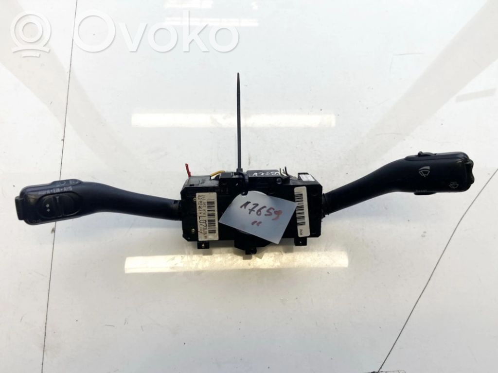 Audi A6 S6 C5 4B Leva/interruttore dell’indicatore di direzione e tergicristallo 
