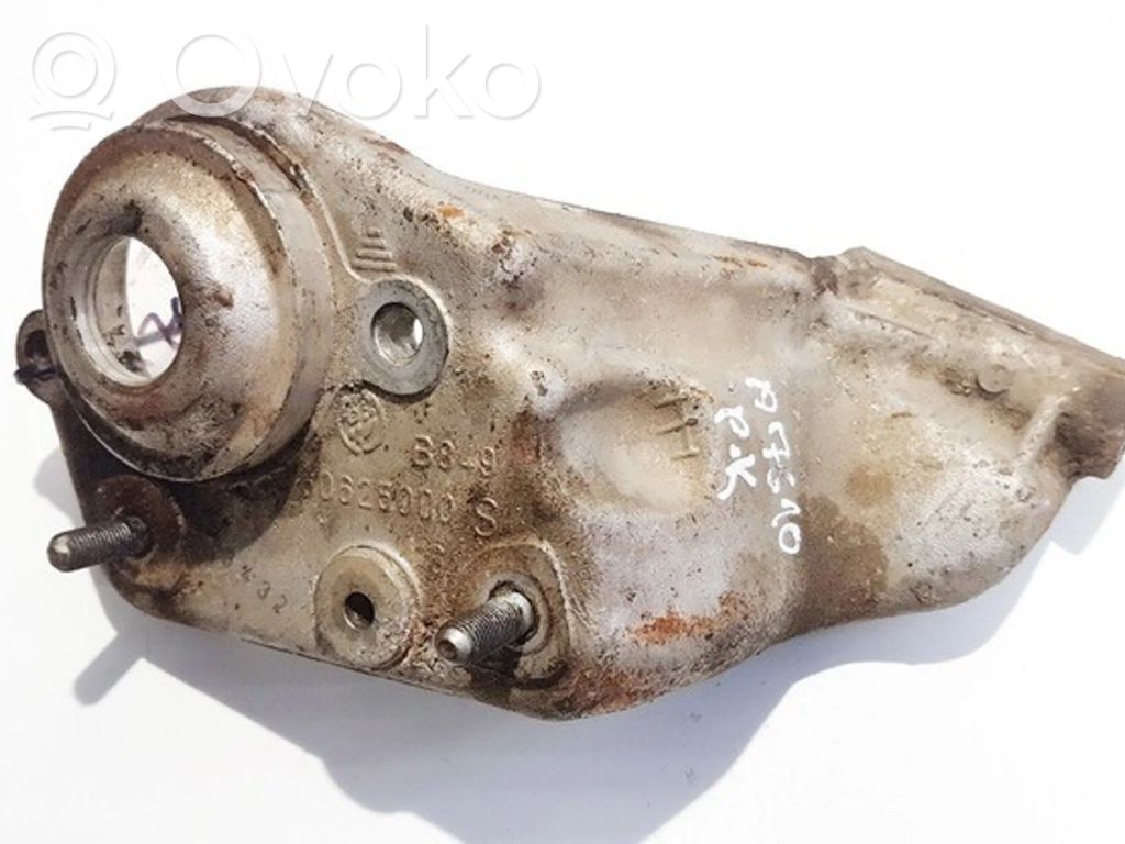 Alfa Romeo 147 Engine mounting bracket 