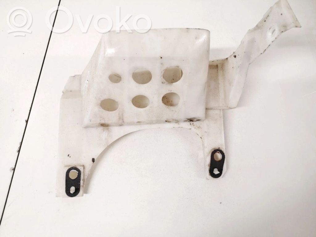 Subaru Legacy Soporte del parachoques delantero 