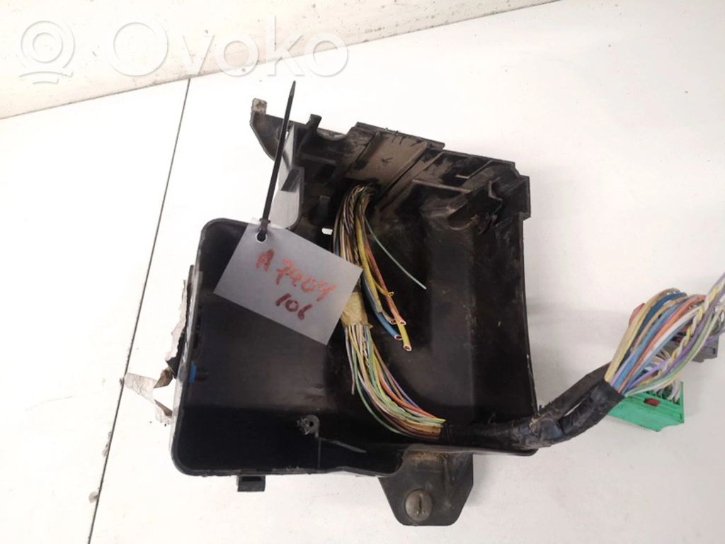 Peugeot 807 Coperchio scatola dei fusibili 