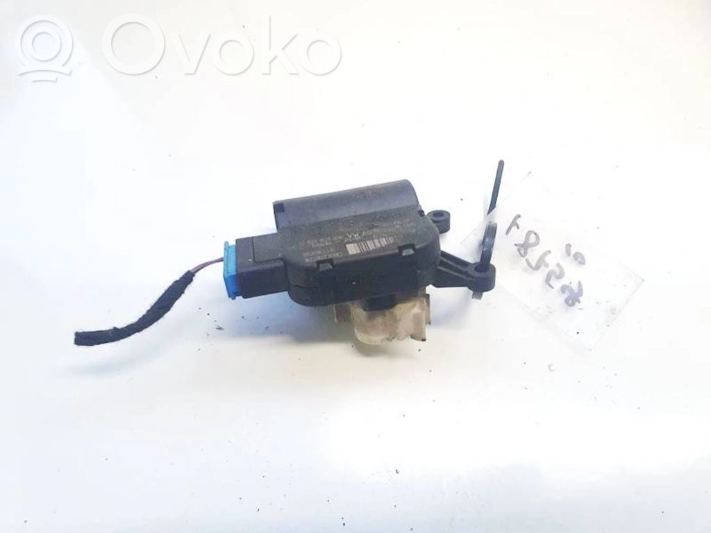 Volkswagen Caddy Silniczek nagrzewnicy
