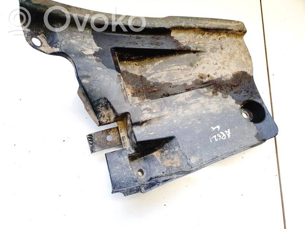 Toyota Avensis T270 Rivestimento paraspruzzi parafango posteriore
