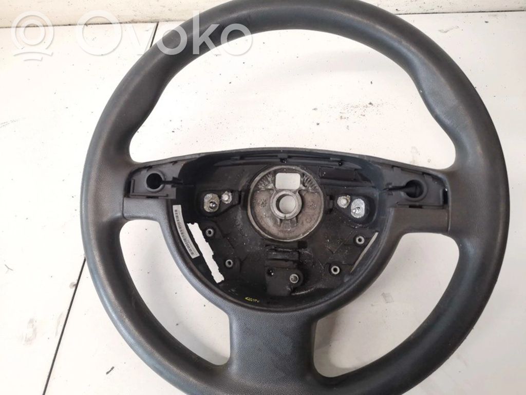 Volante   24402534,24402534