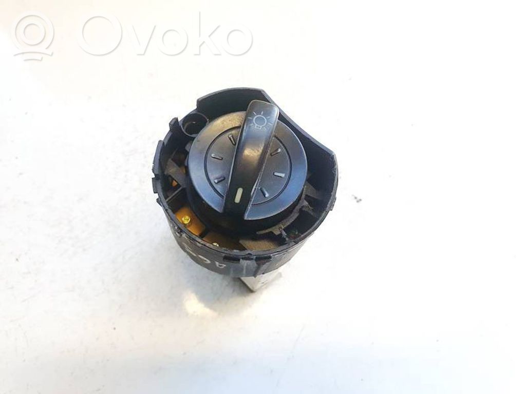 Skoda Fabia Mk1 (6Y) Interruptor de luz 