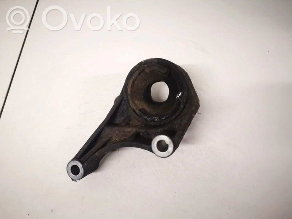 Opel Vectra C Engine mount bracket 