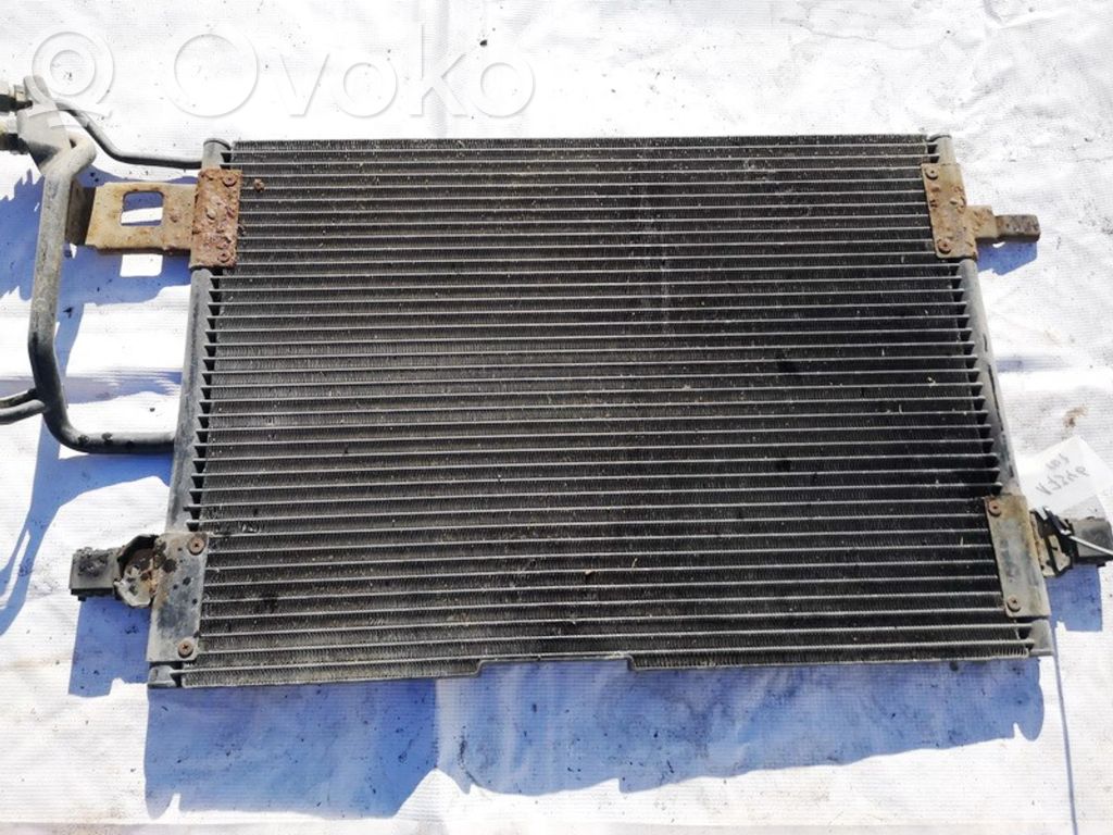 Audi A4 S4 B5 8D Radiatore di raffreddamento A/C (condensatore) 