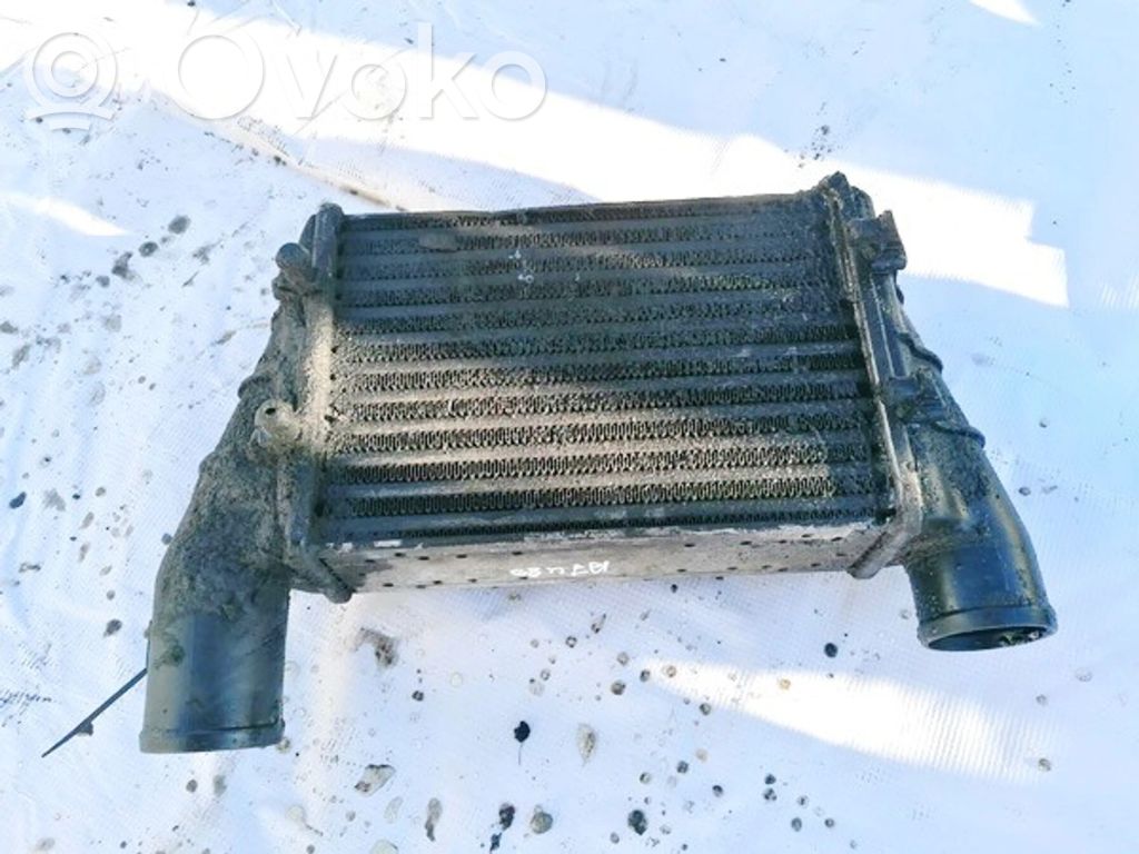 Volkswagen PASSAT B5 Radiator intercooler 