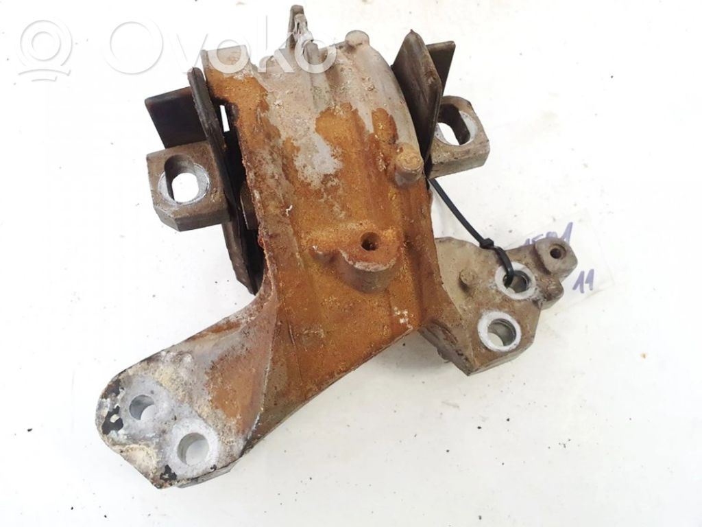 Supporto di montaggio del motore   6135,6135