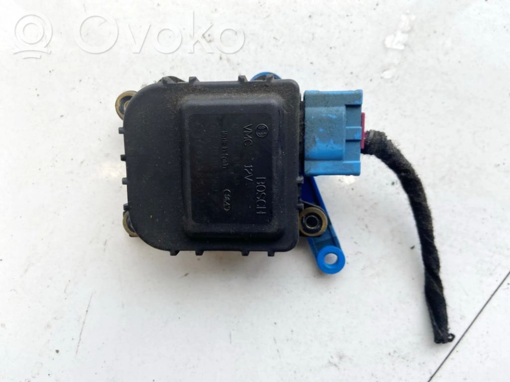 Volkswagen PASSAT B5.5 Motorino attuatore aria
