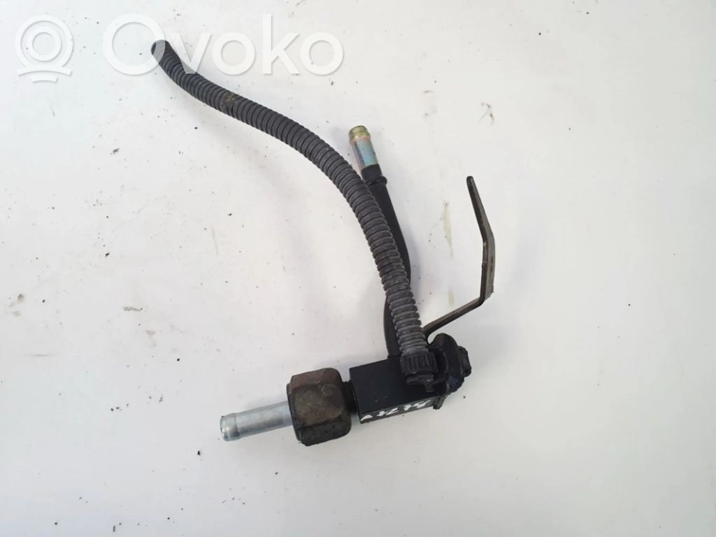 Toyota Avensis T220 Exhaust gas pressure sensor 