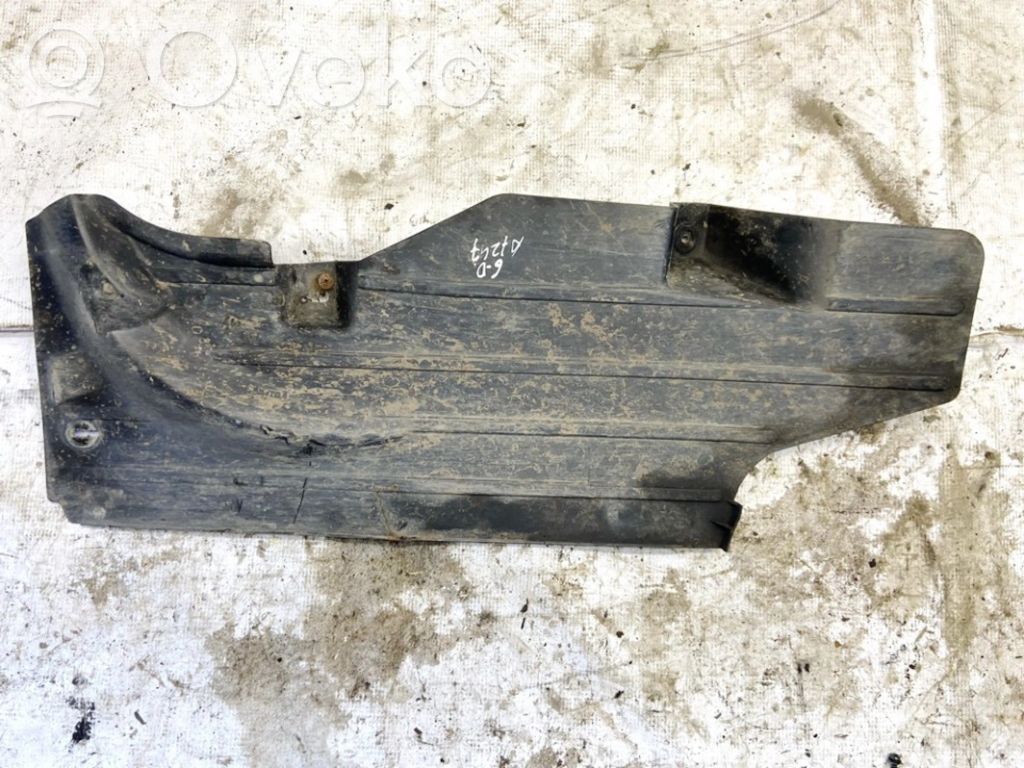 Volkswagen Golf V Engine splash shield/under tray 