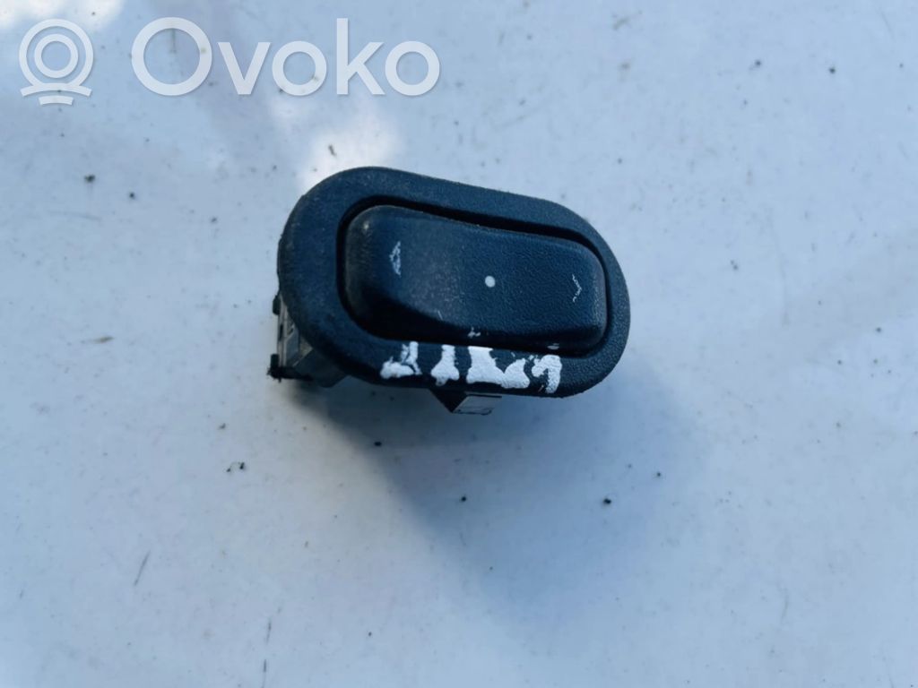 Opel Zafira A Interruttore di controllo dell’alzacristalli elettrico