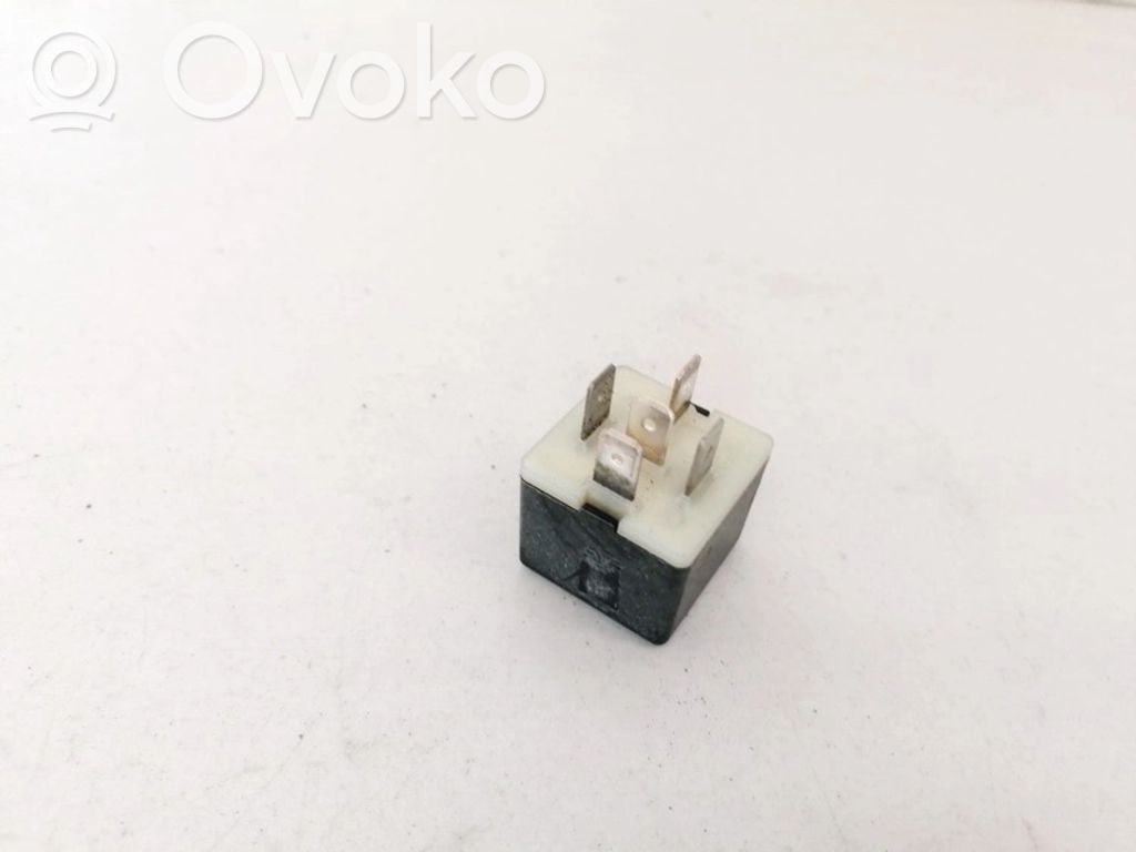 Otros relés   56006707,68832C,56006707,68832C