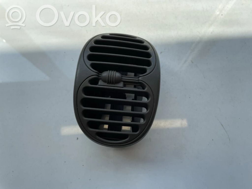 Grilă ventilație centrală